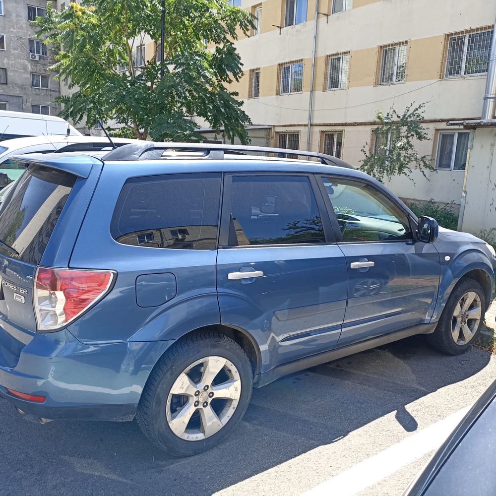 Subaru Forester Confort 2010 - Pret 2150 Euro