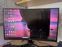 Monitor LED AOC Gaming Curbat 27 inch 0.5 ms 240 Hz ecran spart