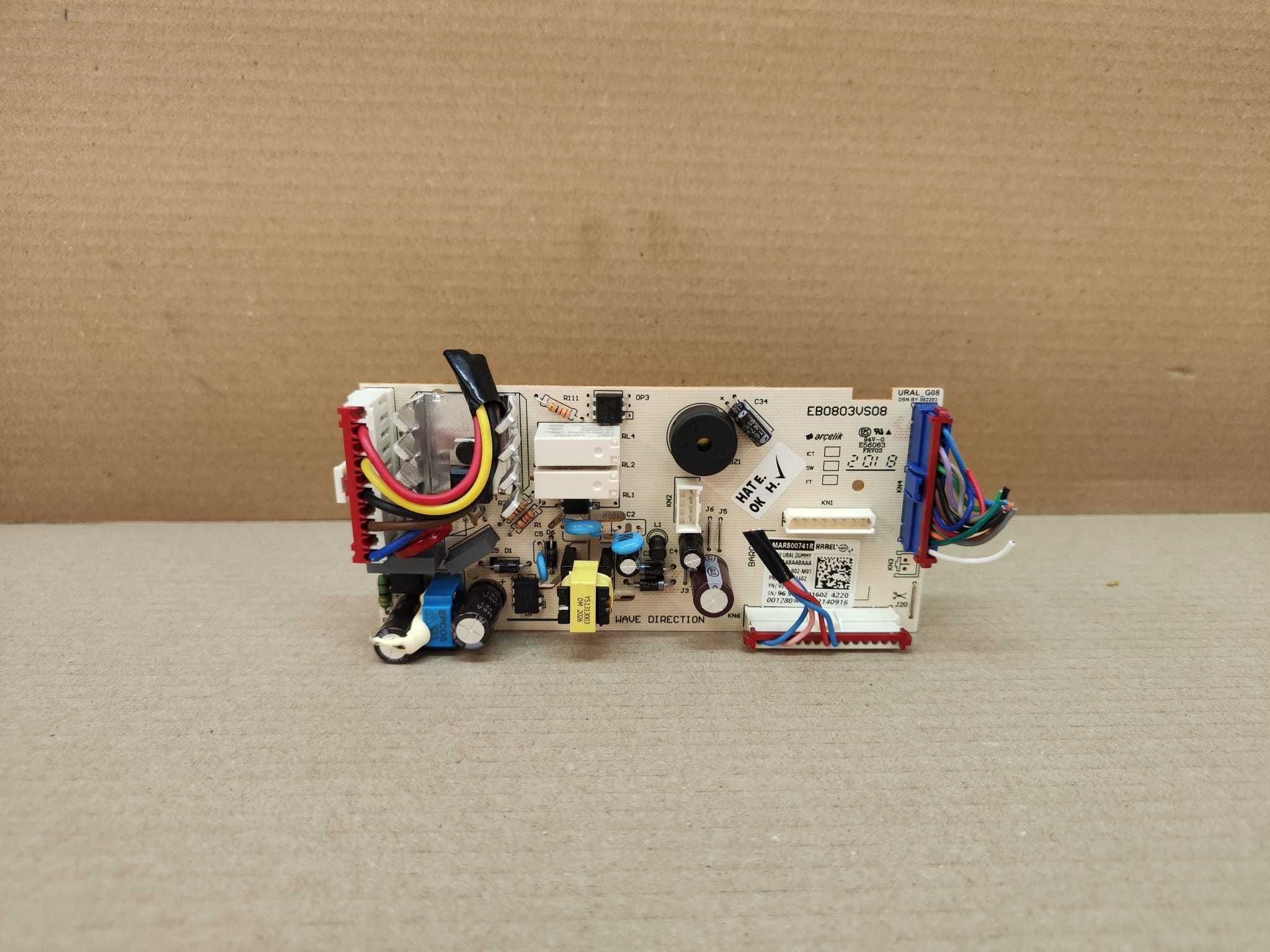 placa electronica Combina frigorifica Arctic AK60406NFMT++ / C89