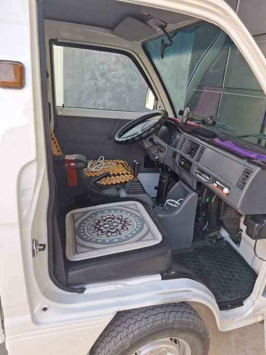 Срочно продаëтсч автомобиль Labo