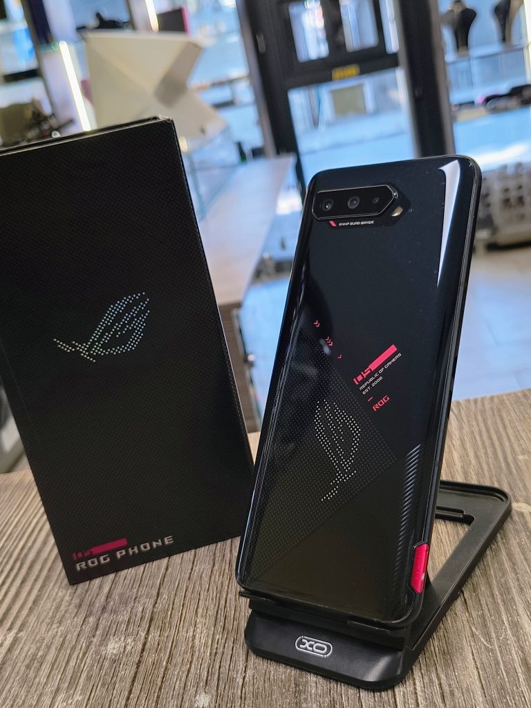 Asus ROG Phone 5 5G / 128GB / 8RAM
