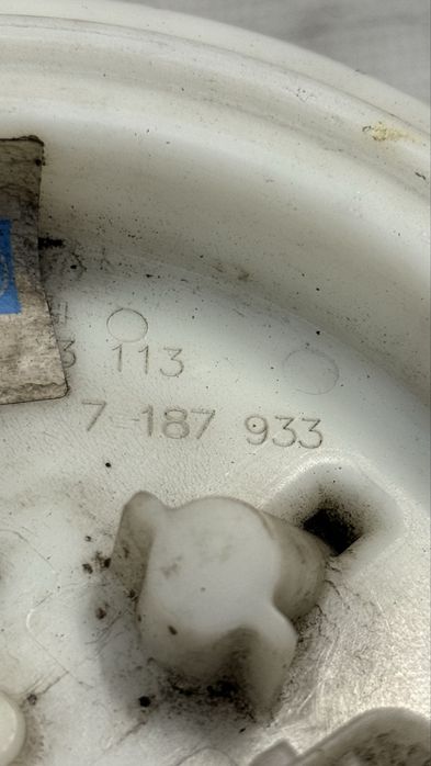 Горивна помпа в резероара за БМВ 5 Серия FACE E60 Е61 LCI
