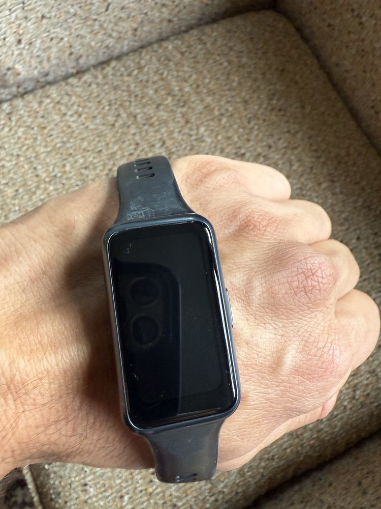 Фитнес гривна Huawei Band 7