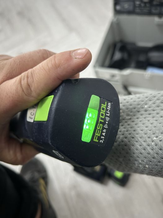 Festool DTSC 400 slefuitor