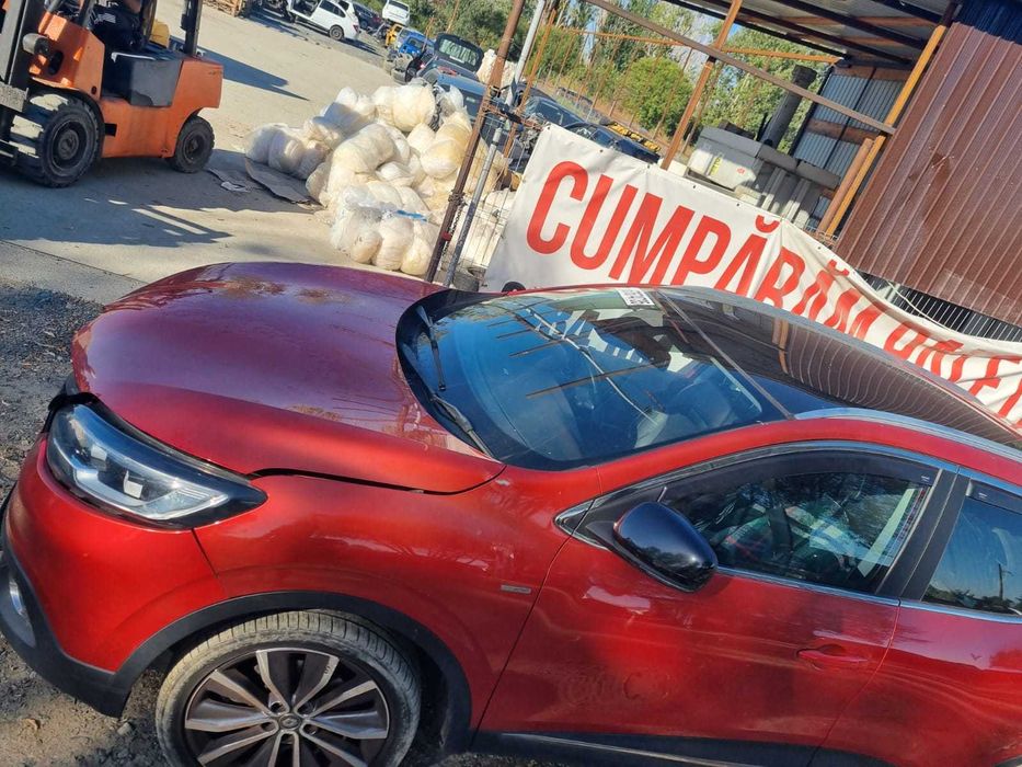 Dezmembrez Renault Kadjar