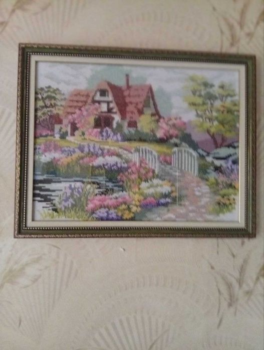 продаются картины   вышивка