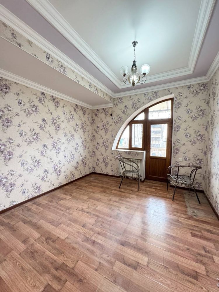 Продается квартира 2х ком Яккасарай Заводская ул,Абдулла Каххари