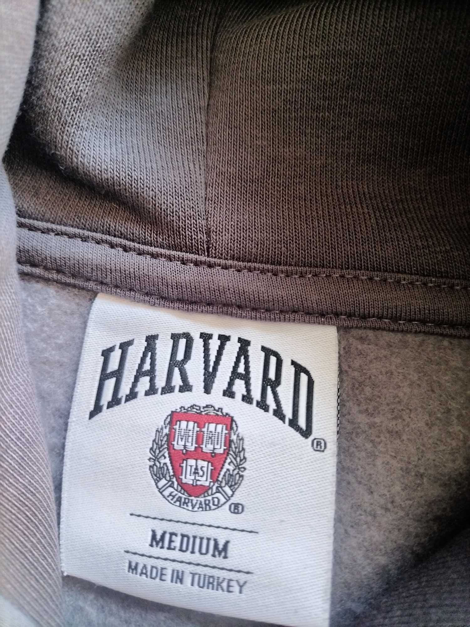 Нов суичър Harvard