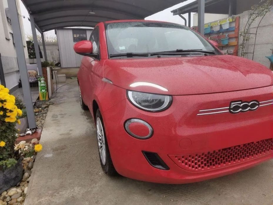 Fiat 500E GARANTIE producator pana in 31.01.2026 dotari TOP