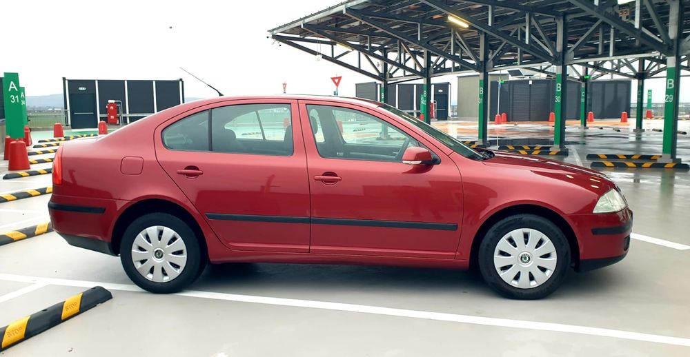 Skoda Octavia 2 1.6MPI benzina ' Navi Prim proprietar Ro
