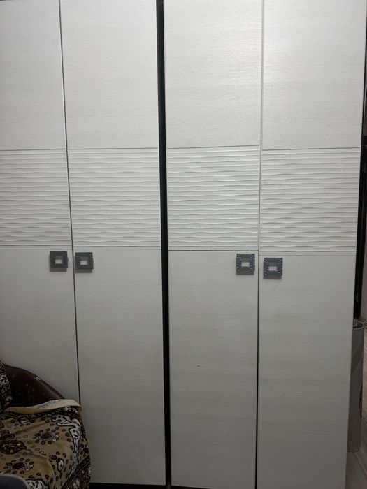 Спальний гарнитур