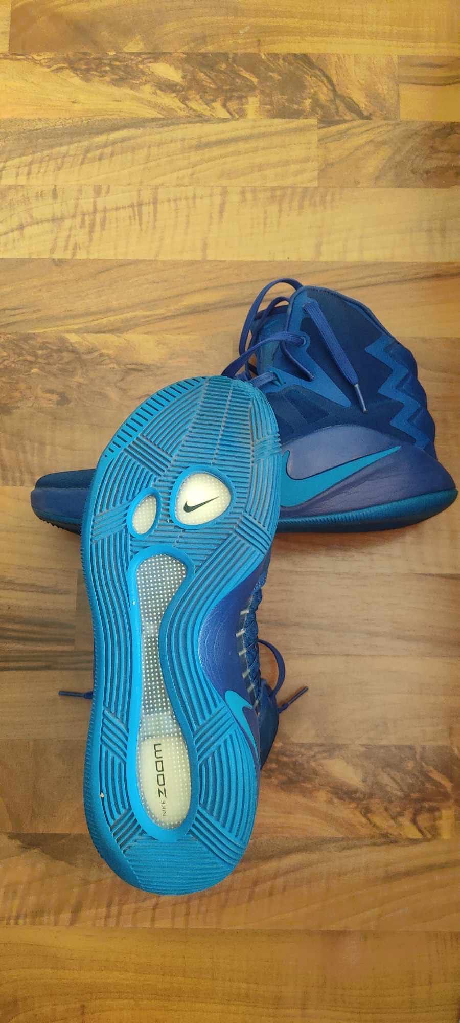 Nike Basketball Hyperdunk 2016 us10  eur44  см28