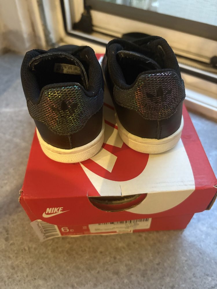 Adidas Stan Smith