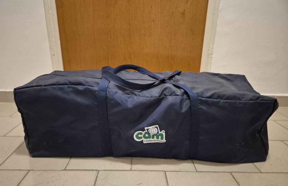 Vand patut pliabil pentru bebelusi, marca Cam, in stare foarte buna
