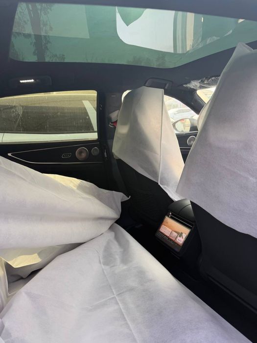 Zeekr 001 рейсталинг