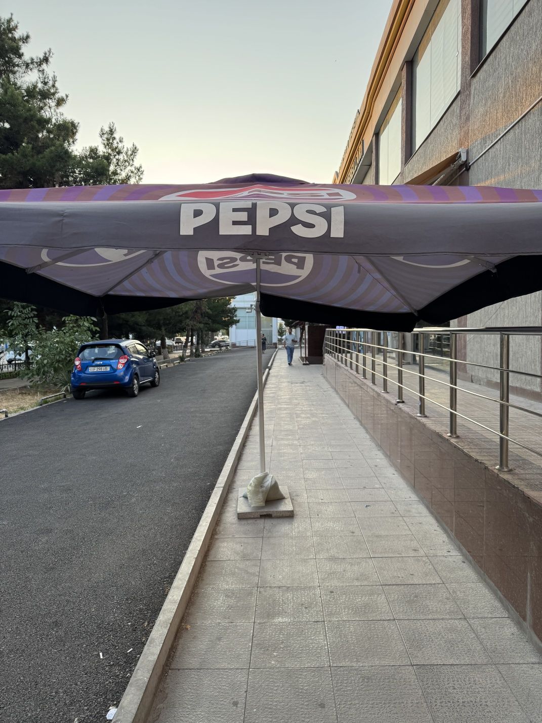 Зонтик навес Pepsi