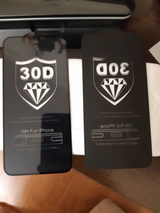 Стекло для iPhone 11 Pro