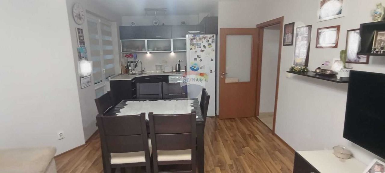 Продава се Двустаен апартамент в Варна, Левски - 68 кв.м за 2324 €/кв.м - Снимка #1