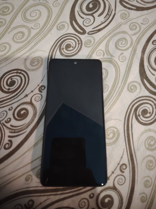 Продам самсунг а 51 с прозрачной задней крышкой