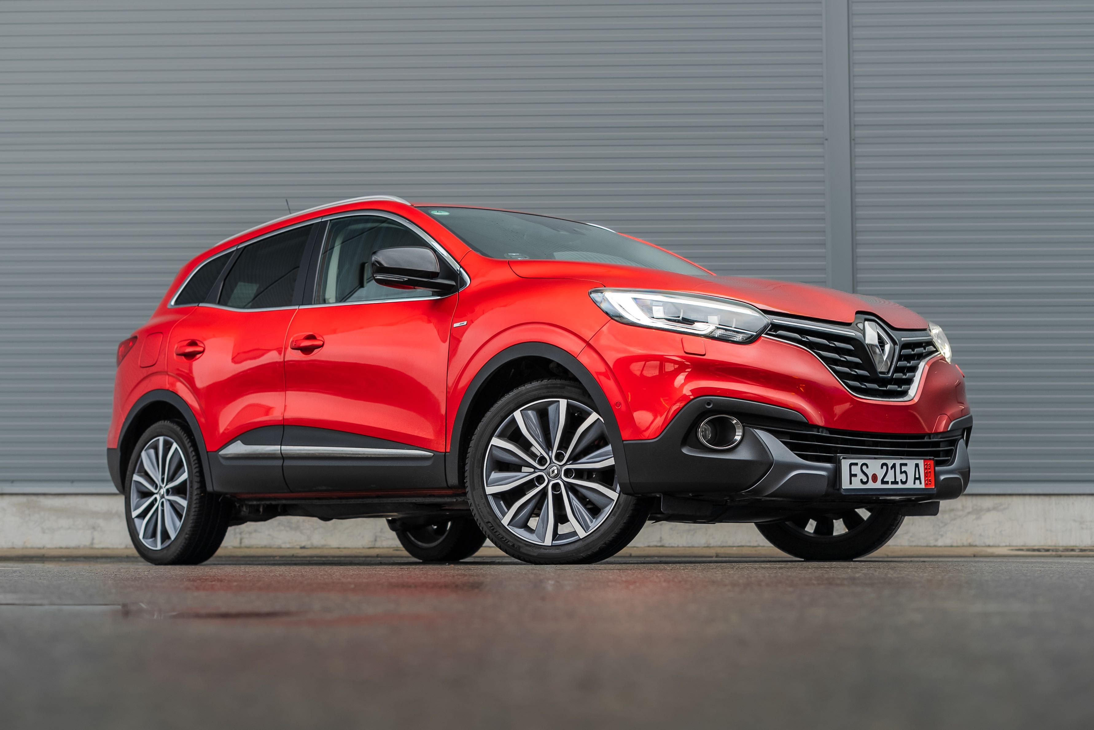 Renault Kadjar-1.6 Dci-Automat-BOSE-Încalzire scaune-Camera-LED-Piele