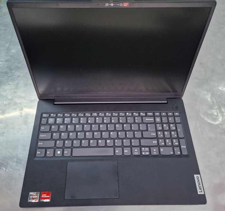 Laptop Lenovo V15 G4 | Ryzen 3 7320U | Super rapid & ca nou