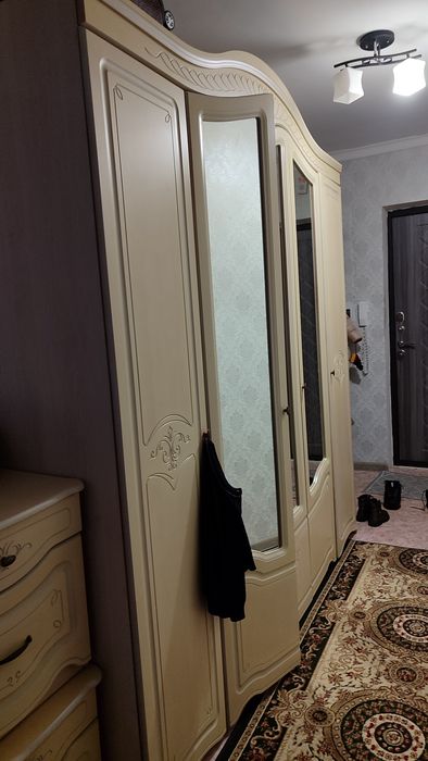 Спальный гарнитур