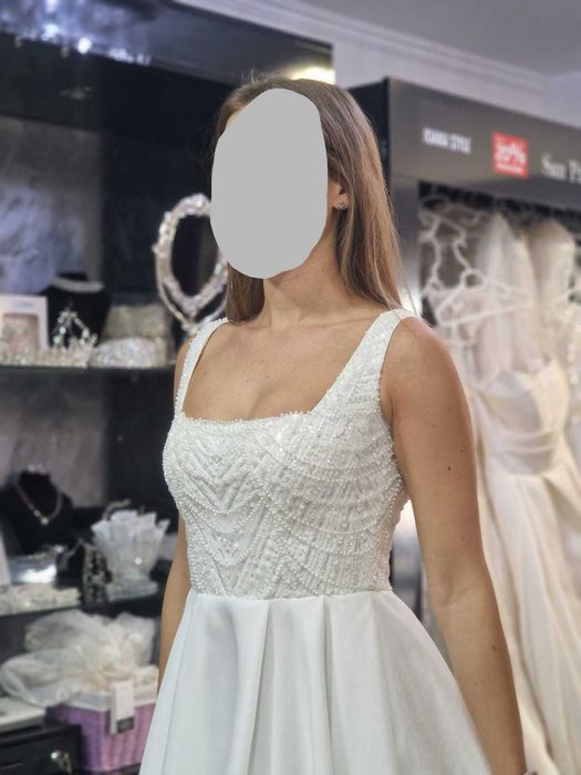 Rochie de mireasă, voal, falduri