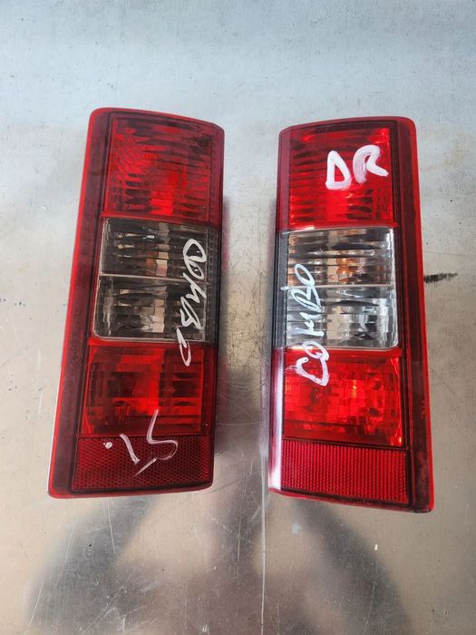Stopuri Lampa Stop Tripla Stanga Dreapta Opel Combo An 2002-2003-2004-2005-2006-2007-2008-2009-2010