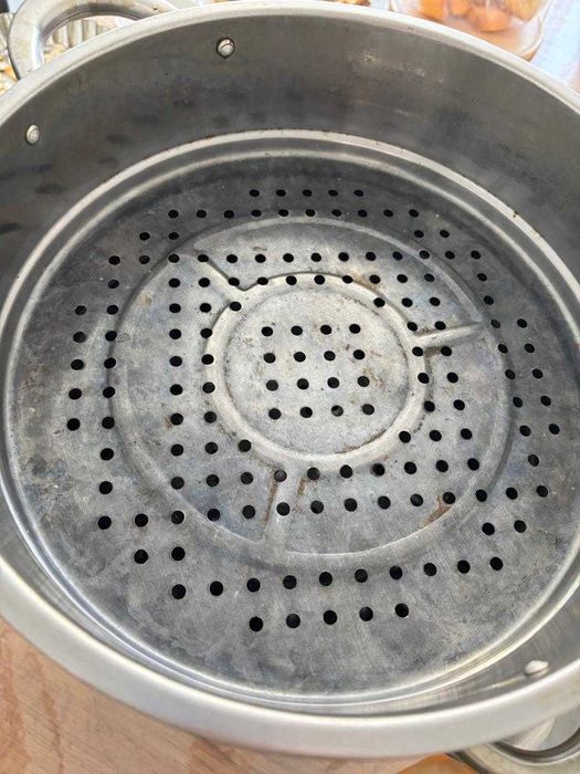 Продам вместительную мантоварку