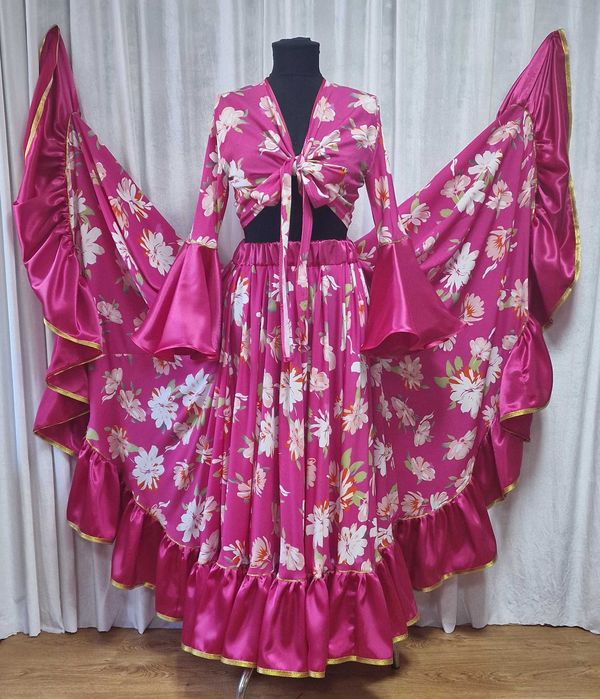 Costum dans tiganesc