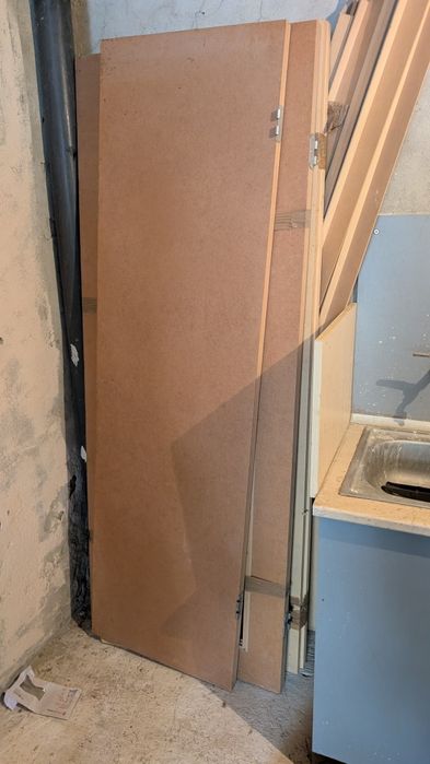 Продавам врата хармоника