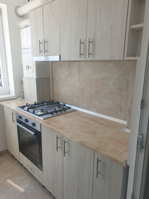 Garsoniera de inchiriat.