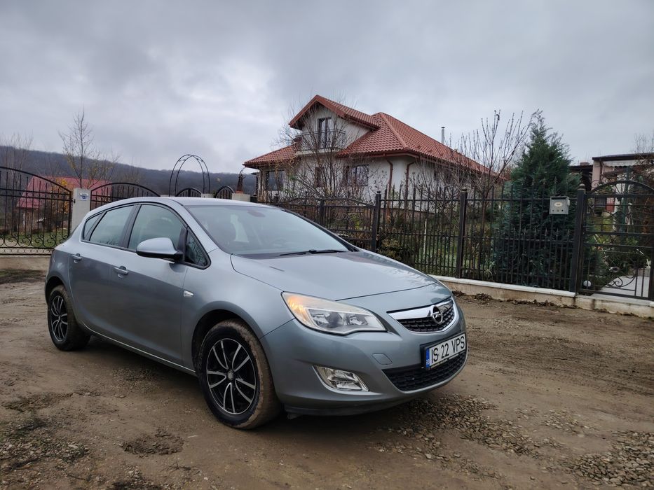 ** Opel Astra J 2011 euro 5 **