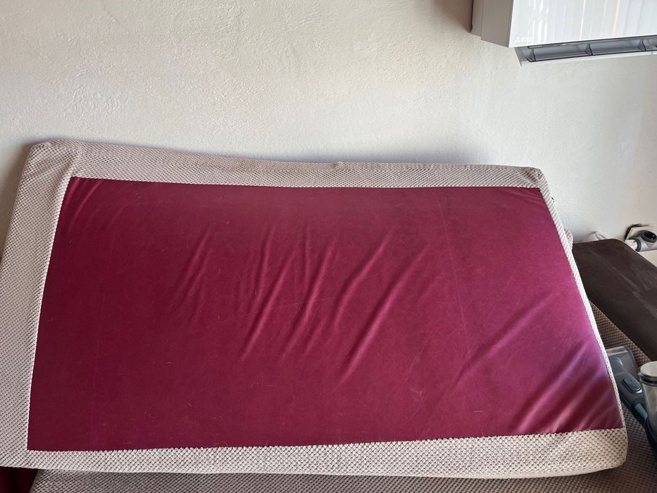 Разтегателен диван