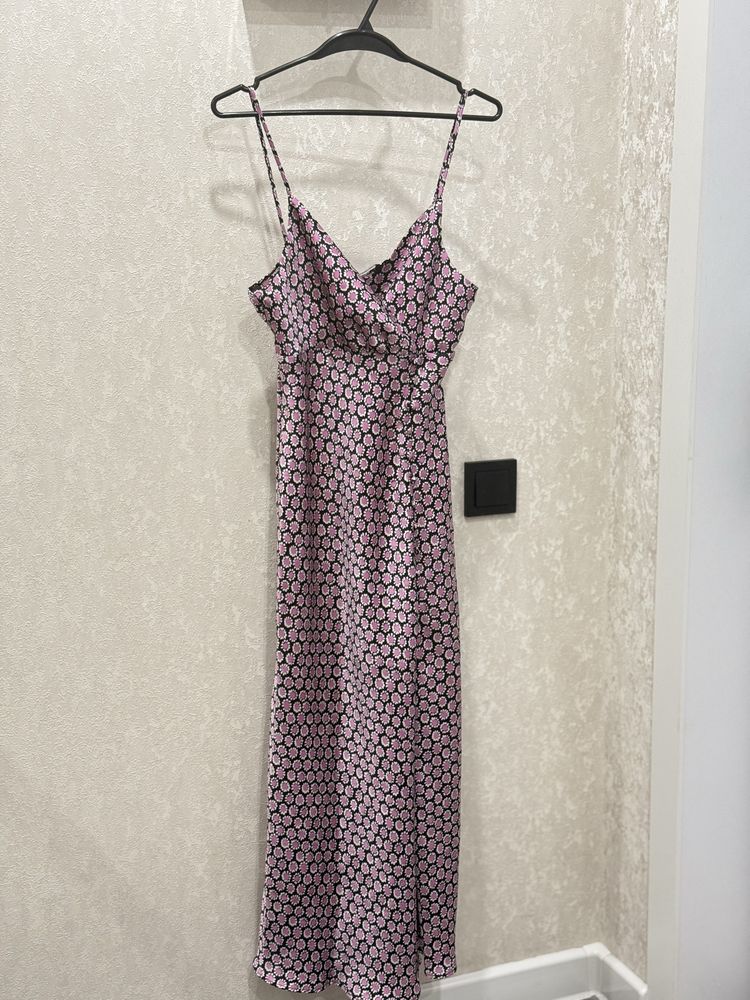 Платья ZARA в отличном состоянии