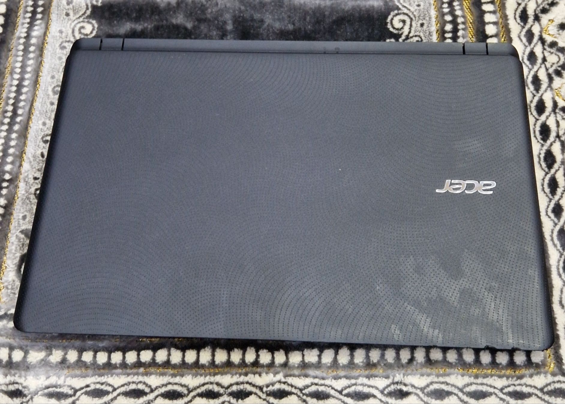 Acer noutbook sotiladi
