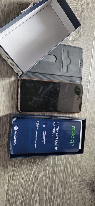 Motorola G72 în stare foarte bună