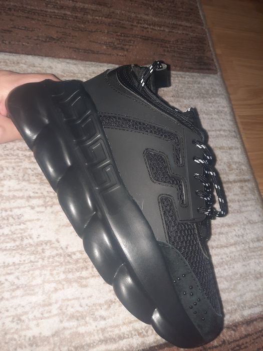 Versace Chain Reaction (White & Black)