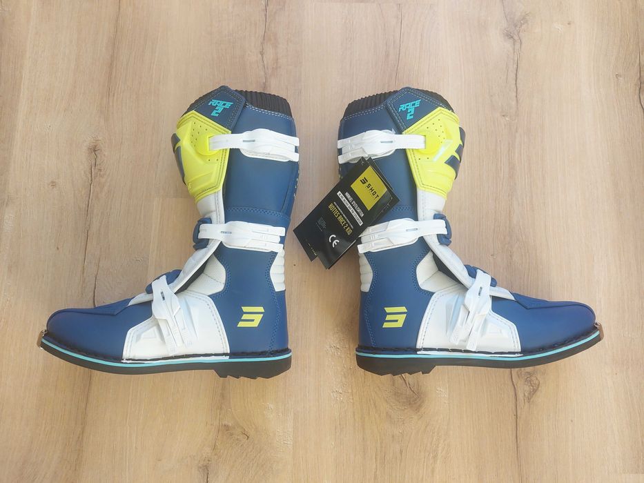 НОВИ детски ботуши SHOT - 40 номер