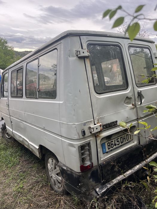 Renault trafic de munca!