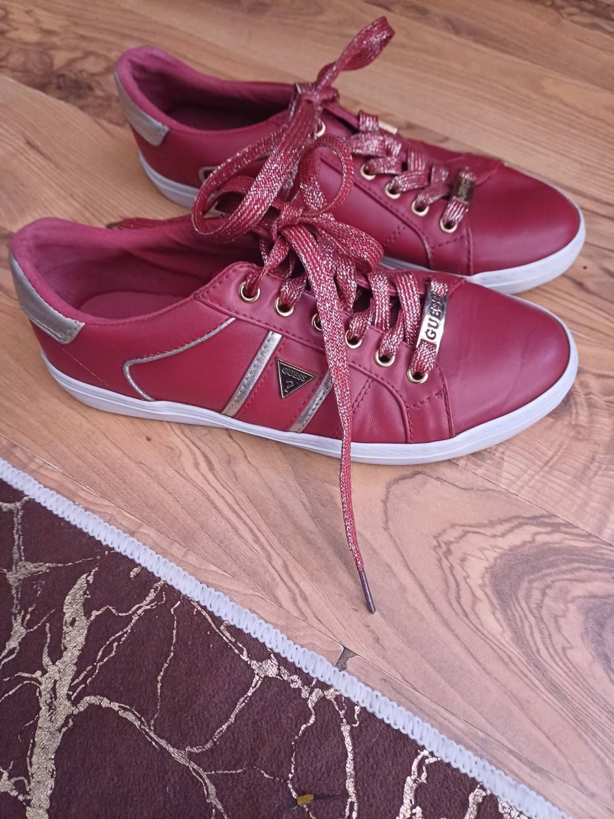 Дамски маратонки Guess