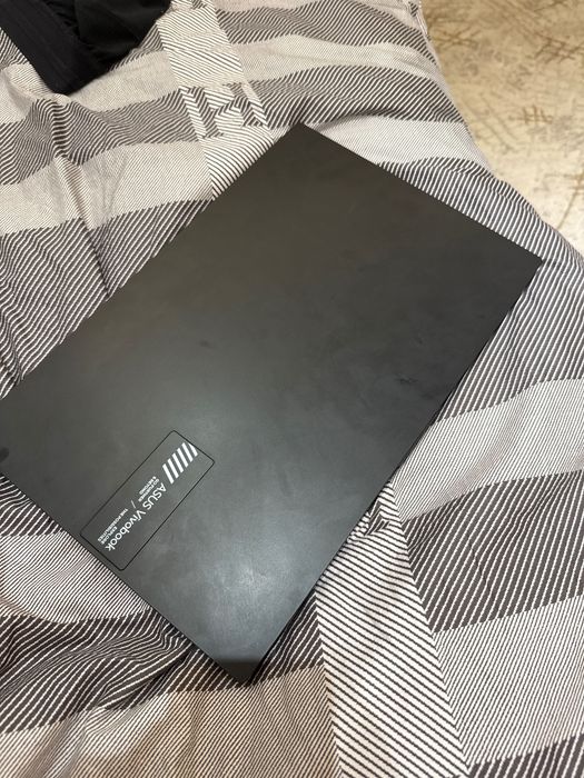 Продам ноутбук ASUS Vivobook Go 15 E1504GA