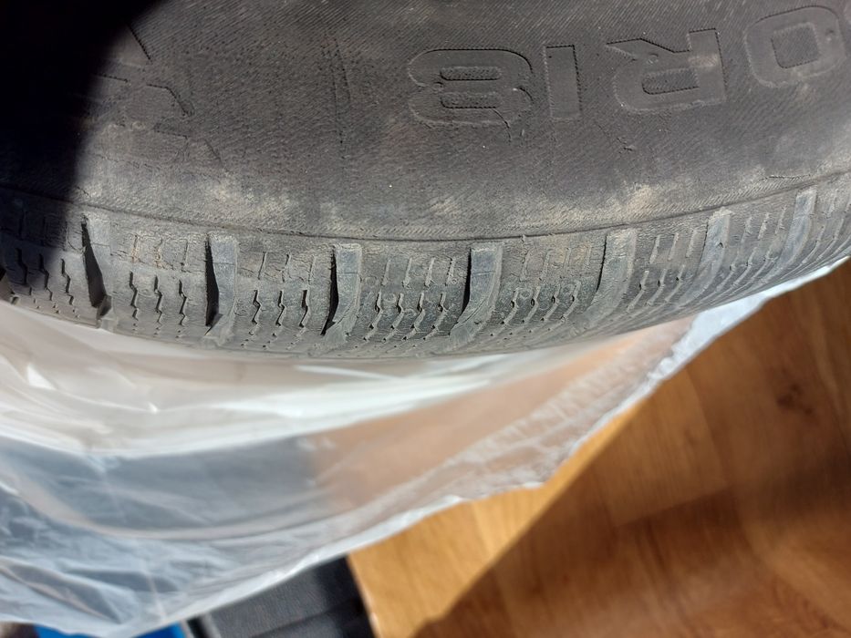 Vand 2 cauciucuri 245/50/18