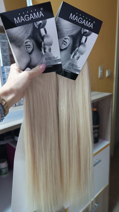 Екстейншън, естествена коса, светло руса.