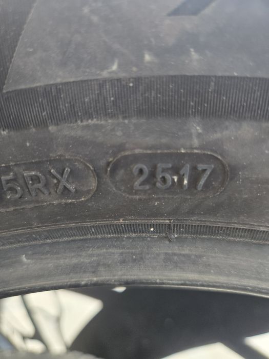 4 бр. Зимни гуми 215.60.16 MICHELIN