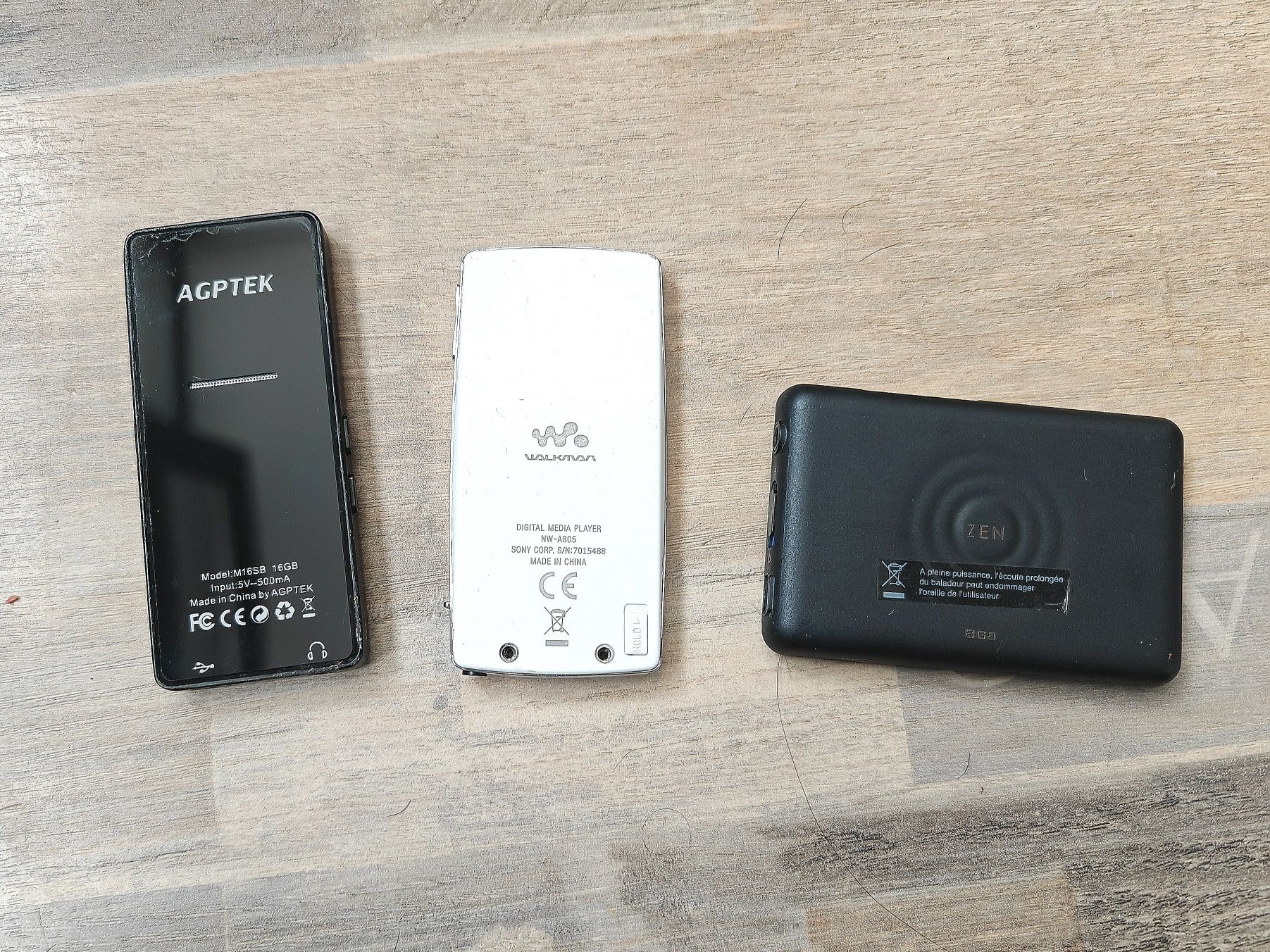 Sony Walkman, Creative Zen, Agptek Mp3 Mp4 player