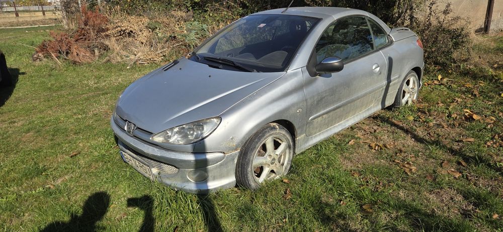 Vând Peugeot 206CC
