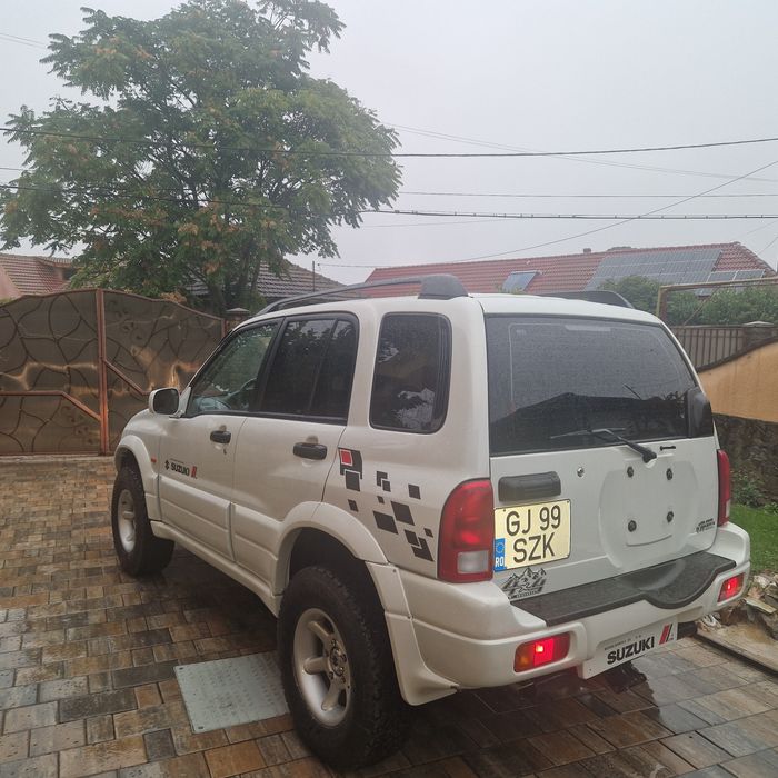 Suzuki grand vitara