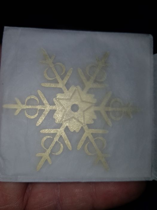 Ornamente pentru brad de la Christian Dior