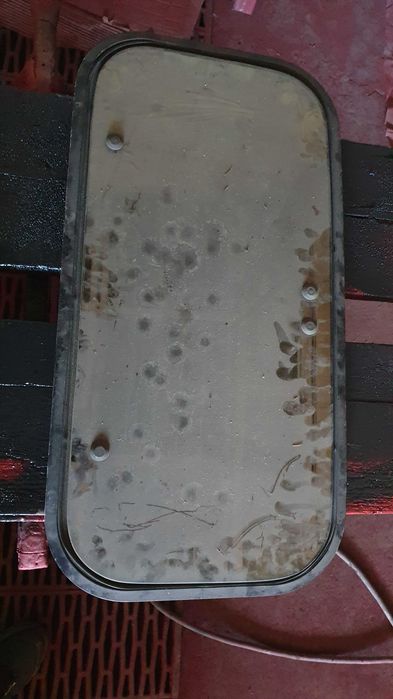 Trapa cu actionare manuala